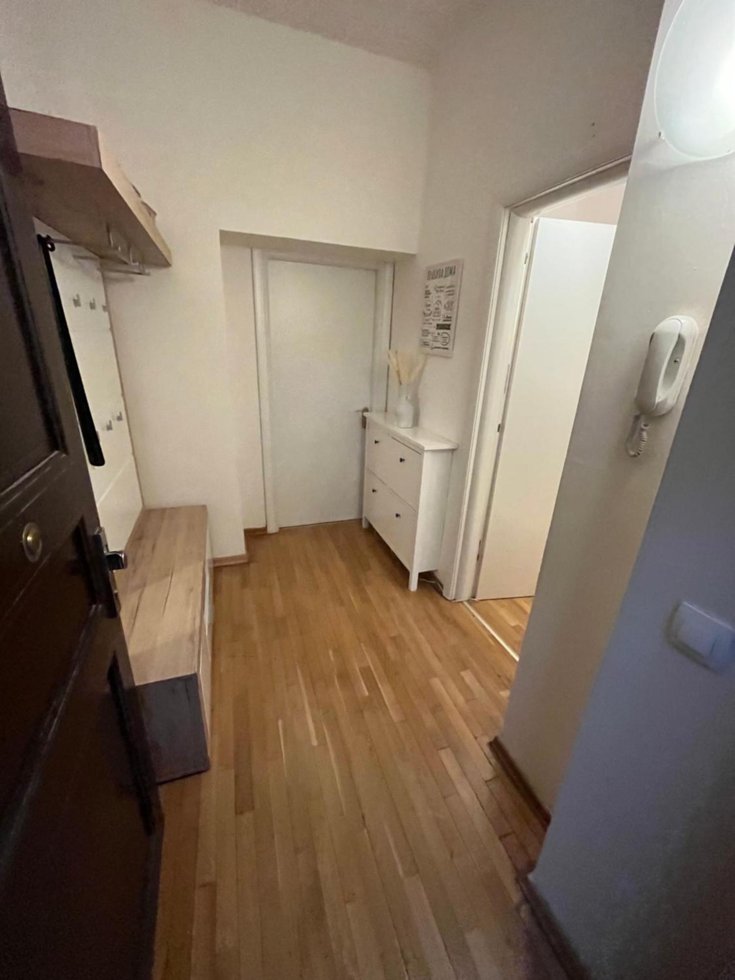The Moon Apartment, Old Town Appartamento *